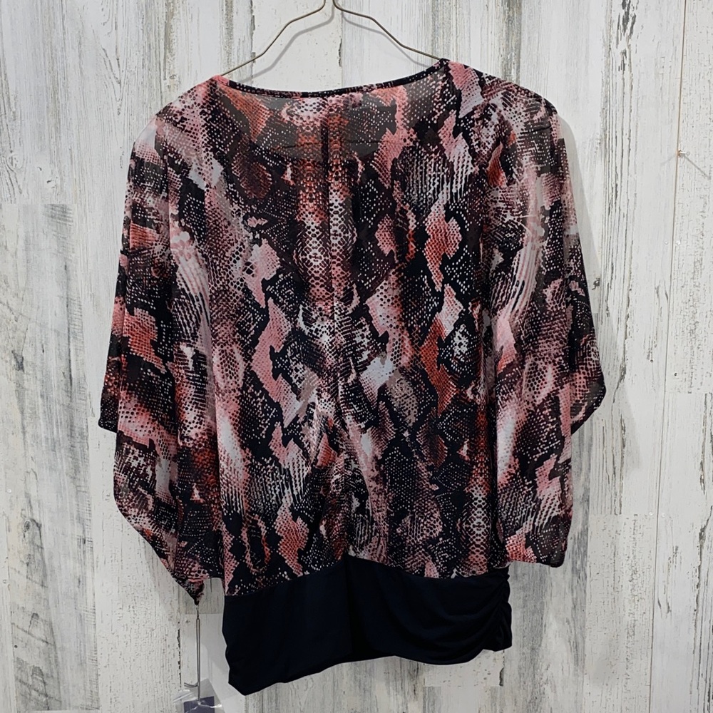 0912 Jennifer Lopez Pink and Black Snake Print Blouse - Picture 6 of 6